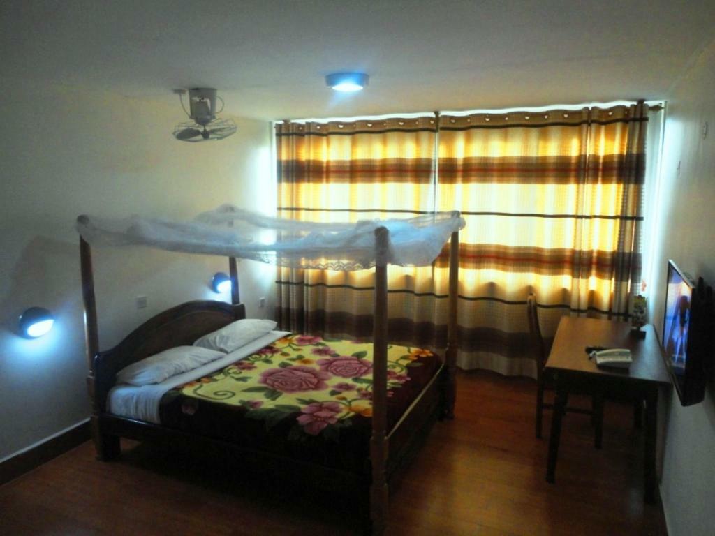 Entebbe Flights Motel Eksteriør billede